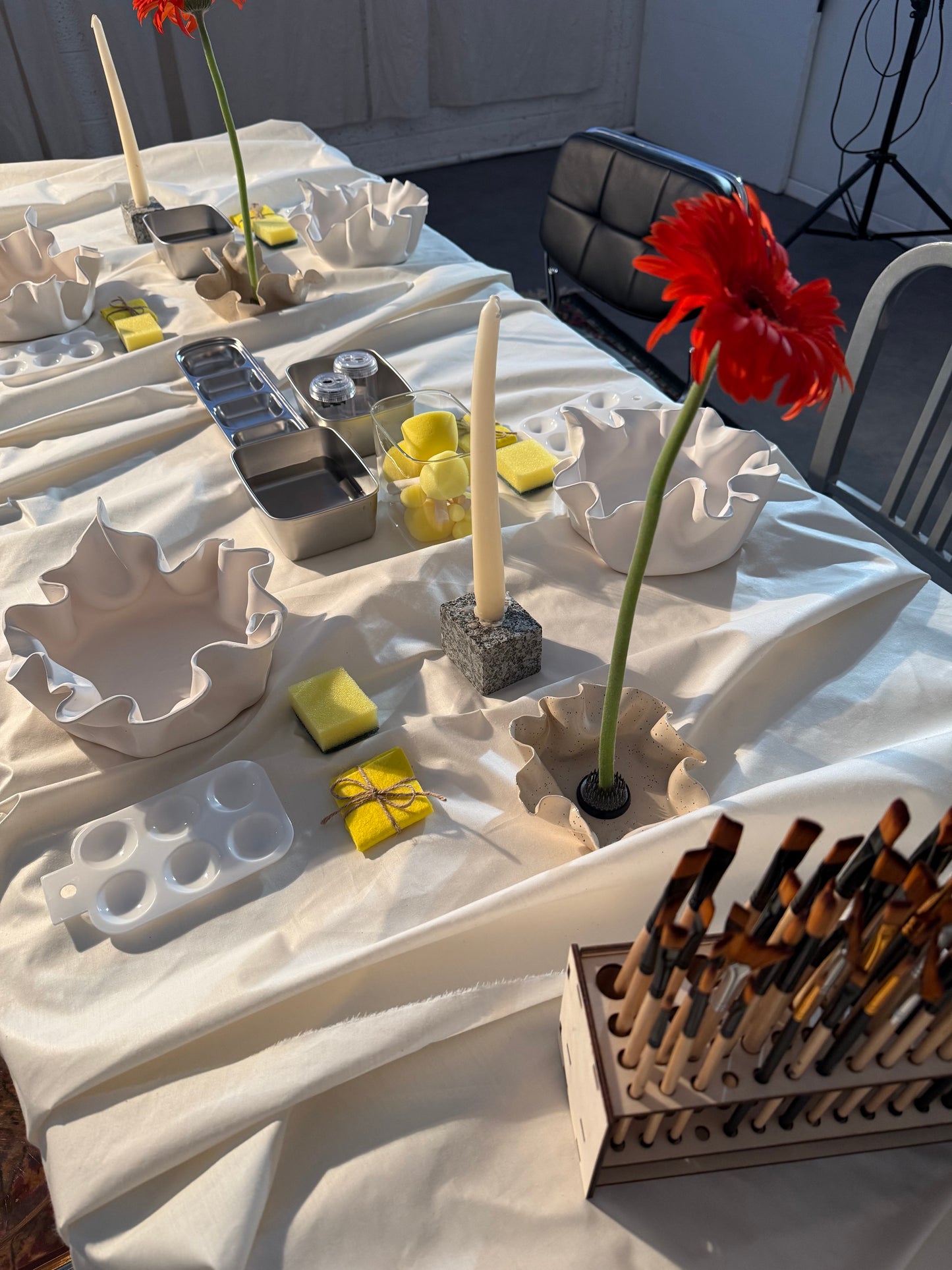 סדנת צביעת כלי קרמיקה ונרות