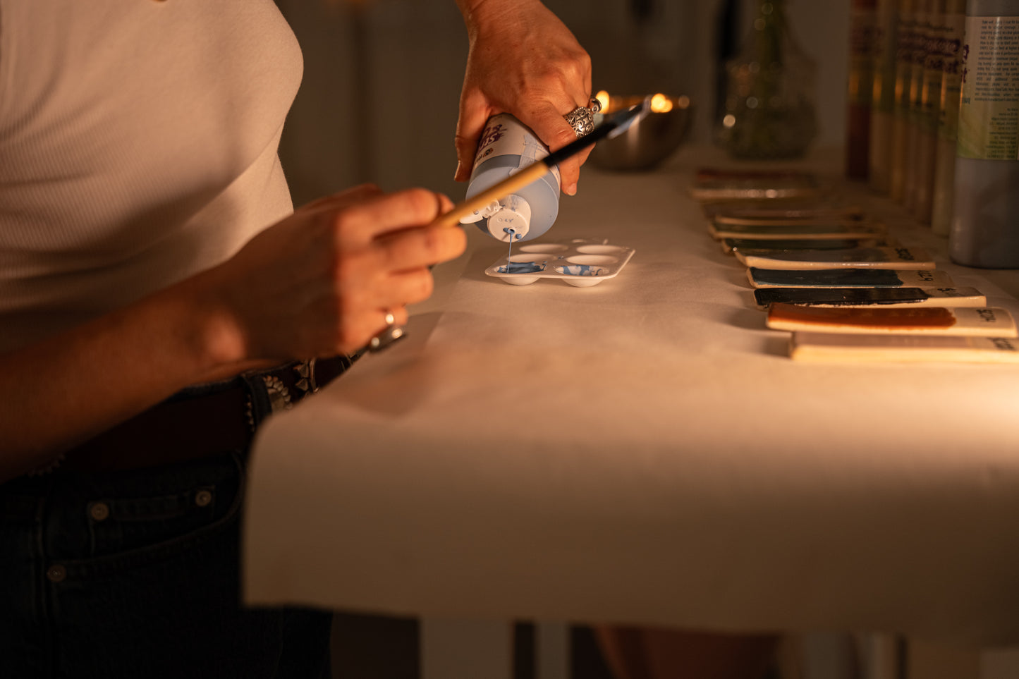 סדנת צביעת כלי קרמיקה ונרות